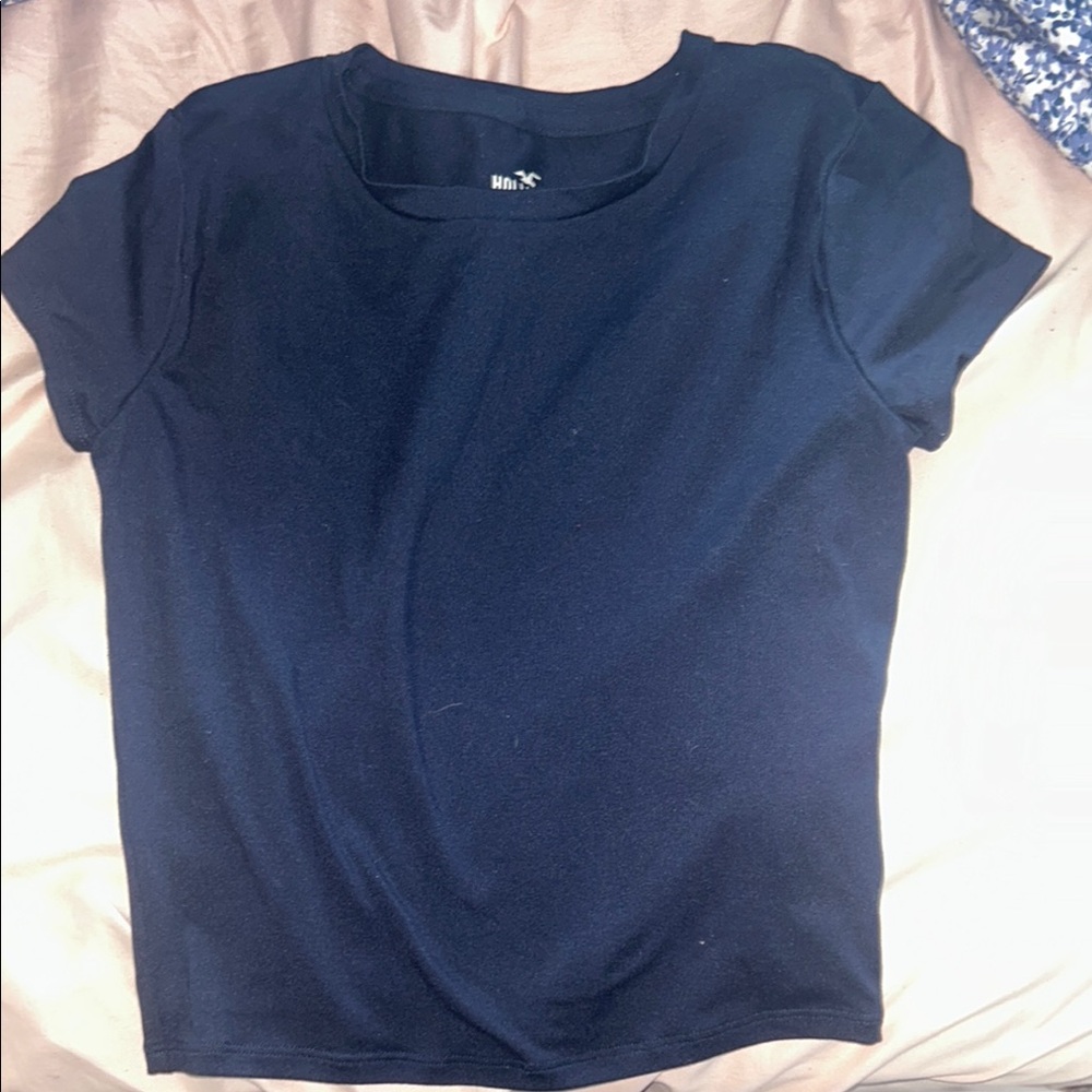 hollister baby tee
